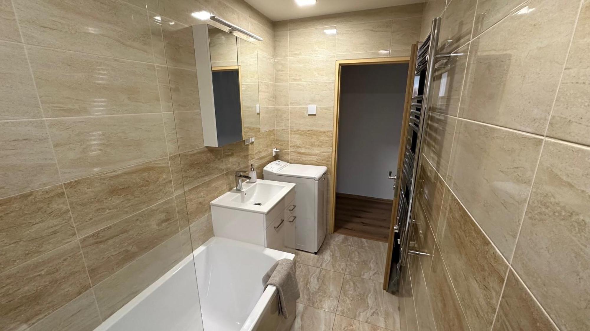 3 Room Apartment, Free Parking, Liptovský Mikuláš 外观 照片